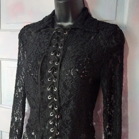 Long Sleeve full lace lace-up gothic top! Nwot! So beautiful! - Picture 8 of 9